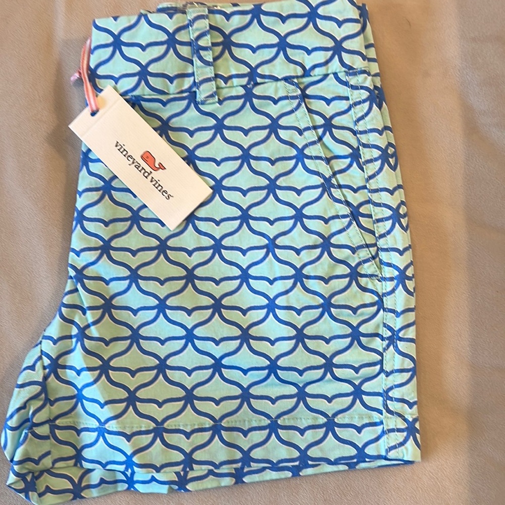 Vineyard Vines Shorts - Picture 3 of 7